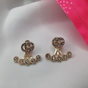 Beautiful stud piece